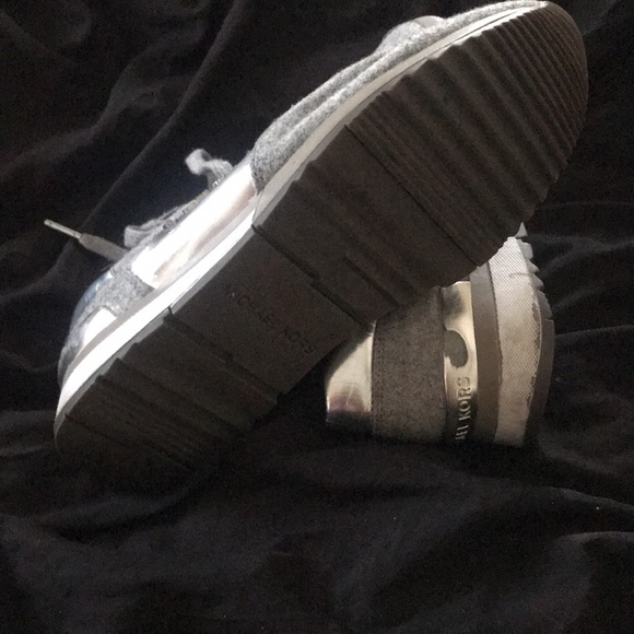 Michael Kors active wear - Picture 5 of 5